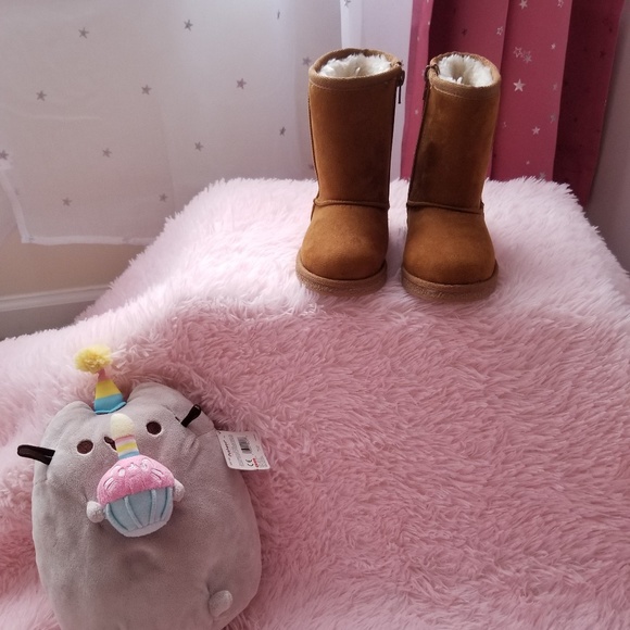 Nordstrom Rack Non-marking Kids short boots/ Brown - Picture 2 of 4